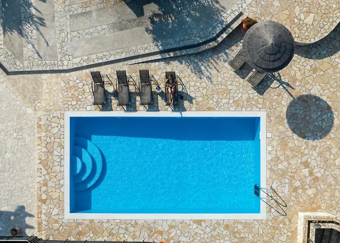 Electra Villa & Pool Studios